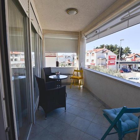 Apartment Nelly- Self Check-In Zadar Exterior photo
