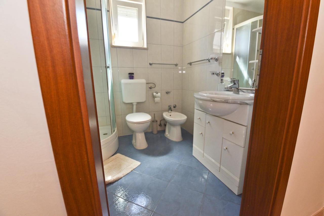 Apartment Nelly- Self Check-In Zadar Exterior photo